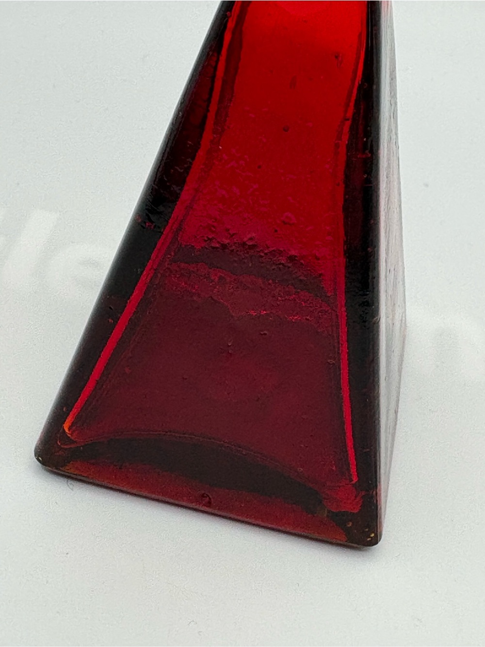 VTG Ruby Red Art Glass Bottle W/ Heart Shaped Stopper Triangle Base Glows 6.5” - Picture 9 of 16
